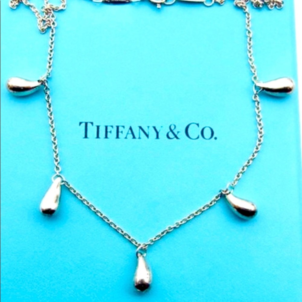 Tiffany & Co 5 teardrop necklace
